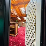 Jmr Splendor - Private Sauna & Bathtub 4*