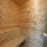 Jmr Splendor - Private Sauna & Bathtub Ξενοδοχείο 4*