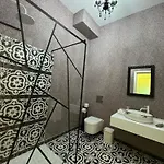 Jmr Splendor - Private Sauna & Bathtub Hotel
