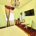 Jmr Splendor - Private Sauna & Bathtub 4*
