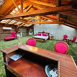 فندق Jmr Splendor - Private Sauna & Bathtub 4*