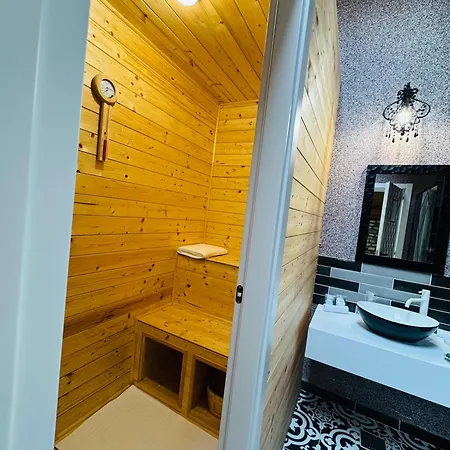 Jmr Splendor - Private Sauna & Bathtub Hotel Constanta