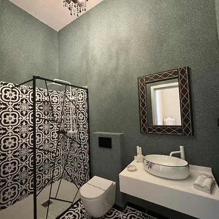 Hotel Jmr Splendor - Private Sauna & Bathtub
